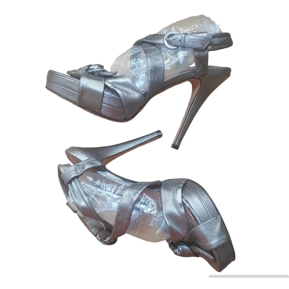 Corso Como Heels Pewter Leather Bow Open Toe Ankle Strap Buckle Brazil Sz 10